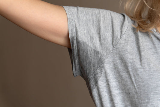 腋下的汗水其實僅佔全身不到1%，局部止汗將該部位汗量降低，臨床表示使用止汗劑未有顯著代償機制。